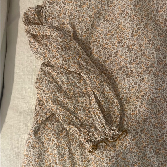 Cream Ruffled Puff Sleeve Dress - Picture 4 of 6